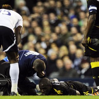 Fabrice Muamba sigue en estado crítico