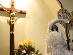 La Santa Muerte, también conocida como Virgen Calavera o Niña Blanca.  /