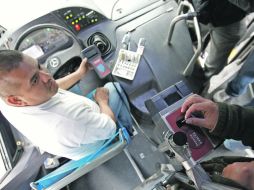 Subrogatarios del transporte público con sistema de prepago apuntan que solo es utilizado por 40% de los pasajeros.  /
