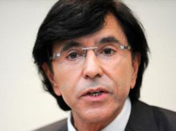 Elio Di Rupo, primer ministro, expresó en otro comunicado su indignación por el tiroteo. ESPECIAL  /