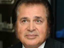 El músico ha vendido más de 150 millones de discos en todo el mundo, y es conocido por temas como The Last Waltz. ESPECIAL  /