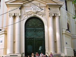 Tras el pago de obligaciones de deuda, el resultado financiero de febrero arrojó un superávit de 94,6 millones de pesos. ARCHIVO  /