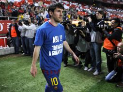 Si Leo Messi anota hoy ante Granada, igualará el récord de goles de César Rodríguez en partidos oficiales con Barça. AFP  /