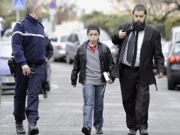 El tiroteo se dio ayer en un colegio judío francés. EFE  /
