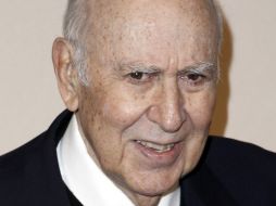 White le sugirió a Reiner que deje que la gente lo consienta. AP  /