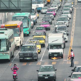 Descartan reducir rutas de transporte público en el Centro