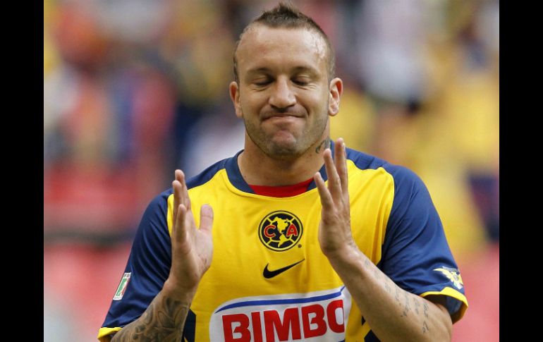 El delantero marcó el gol que le dio el triunfo a las Águilas sobre los Pumas en la jornada pasada del Clausura 2012. EL UNIVERSAL  /