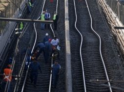 Los rieles de la línea A del metro capitalino sufieron daños debido al sismo. AP  /