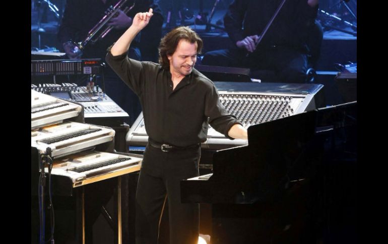 Poco más de 15 temas fueron los que conformaron el repertorio del músico griego. ARCHIVO  /