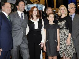 Los Protagonistas de la Serie de televisión ''Mad Men'' en la apertura de la Bolsa de Nueva York. EFE  /