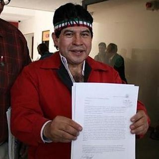 ''Juanito'' pide registro como candidato presidencial