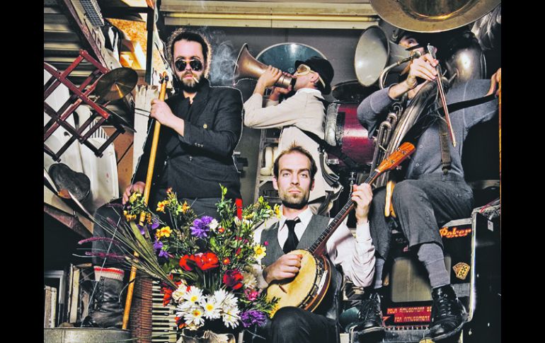 L’Orchestre d’Hommes-Orchestres se presentará el 19 de mayo en el Laboratorio de Arte Variedades.  /