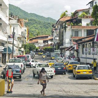 Sugieren convertir Puerto Vallarta y Bahía de Banderas en zona conurbada