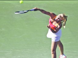 La tenista rusa Maria Sharapova pasó muchos problemas este jueves ante Shahar Peer.REUTERS  /