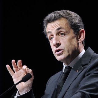 Sarkozy no se da por vencido en caso de Florence Cassez