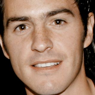 Practica Mauricio Ochmann acento argentino para encarnar a futbolista