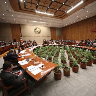 Falta de cumplimiento en cuota de género traerá sanciones: IFE