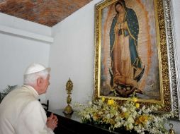 Durante su estancia en el Colegio Miraflores, Benedicto XVI pudo orar ante un retablo de la Virgen de Guadalupe. AFP  /