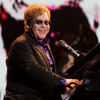 Sir Elton John cumple 65 años de vida