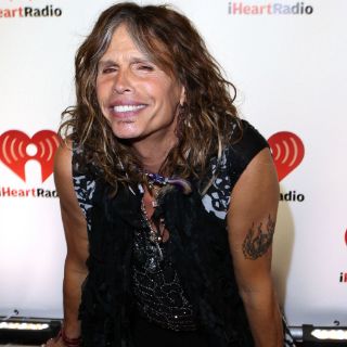 Llega Steven Tyler a 64 años como juez de ''American idol''