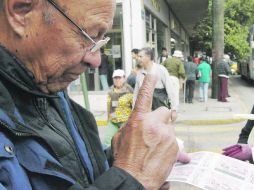 Adiós a los boletos rosas: todo beneficiario del transvale deberá usar su credencial personalizada.  /