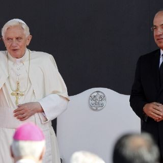 Mexicanos, no se dejen amedrentar por el mal: Papa