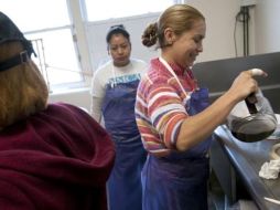 La NPNA promueve y apoya la ciudadanía entre la comunidad inmigrante. AFP  /