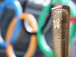 Una imagen tomada de www.london2012.com, que muestra la antorcha diseñada por Edward Barber y Jay Osgerby. ESPECIAL  /