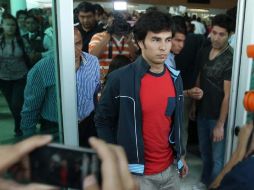 Sergio Pérez agradeció el recimibiento en el aeropuerto de Guadalajara.  /