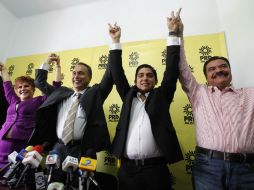 Imágen tomada durante la presentación de los candidatos en las instalaciones del Partido de la Revolución Democrática.  /