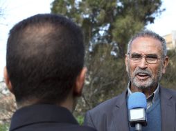 El padre de Mohamed Merah es entrevistado por la televisión francesa. EFE  /