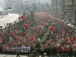 Vista de la manifestación contra la reforma laboral  en La Coruña, España. EFE  /