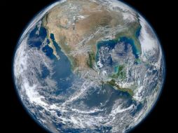 El planeta puede sufrir una falta estructural de agua, alimentos y otros recursos esenciales. ARCHIVO  /