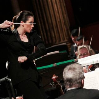 Alondra de la Parra es la nueva directora de la OFJ