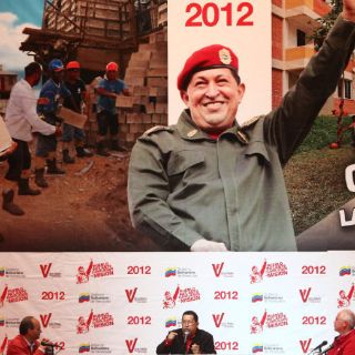 Chávez amenaza a empresas que no reconozcan su ''segura'' victoria