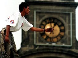 Actualmente 86 países se suman al programa del Horario de Verano, para ahorrar energía eléctrica. ARCHIVO  /