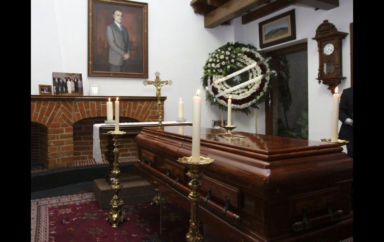 Este domingo se realizó el funeral del ex presidente en su casa de Coyoacán. EFE  /