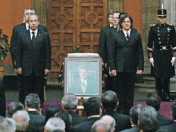 Políticos y amigos le dieron el último adiós al ex mandatario. Sus restos fueron cremados después de la ceremonia. EL UNIVERSAL  /