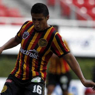Leones Negros visitan a niños con cáncer