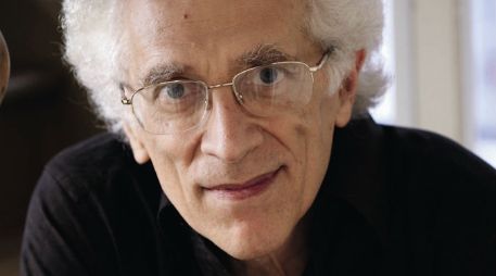 Desarrolla cómo el populismo y la xenofobia son dañinos al provocar el miedo al extranjero. En la imagen, el autor. ESPECIAL  /