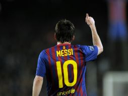 En el artículo de la revista se menciona que el futbolista podría superar la popularidad de Pelé. AFP  /