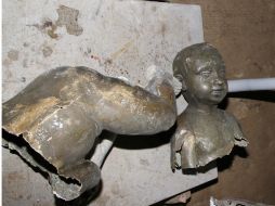La escultura del “niño meón” que fue robada y luego recuperada por la Policía tapatía aunque partida en dos.  /