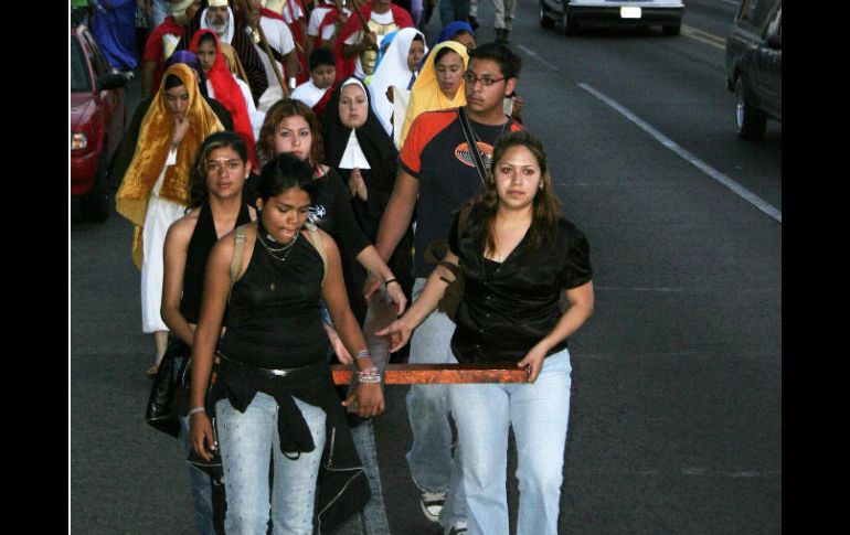 Esta marcha es ya una tradición del Viernes Santo. ARCHIVO  /