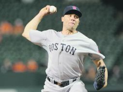 El lanzador mexicano tendrá una enorme responsabilidad de salvar los triunfos para Boston. GETTY IMAGES SPORT  /