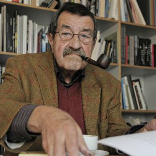 Grass critica ola de indignación por su poema