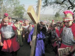 Los visitantes podrán disfrutar al mismo tiempo de un poblado lleno de luz y color.  /