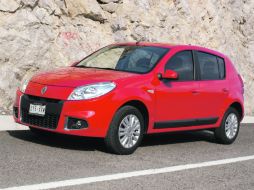 El Sandero se ha convertido en el coche más popular de Renault.  /