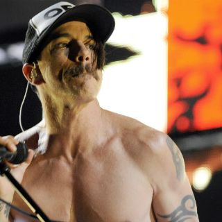 Regala Red Hot Chilli Peppers EP digital de ''I'm with you Europe''