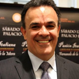 Prepara Fernando de la Mora disco navideño