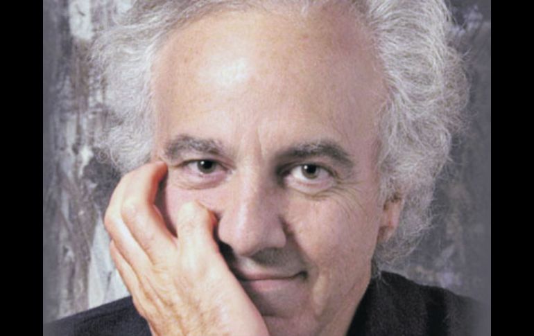 La obra de Francisco Martín Moreno, La disculpa, se público por primera vez en 1993. ESPECIAL  /